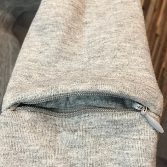 🇬🇧 Nike Advance Fleece 15 Grey Crop Hoodie - Picture 2 of 6